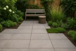 Pavimentazione per giardini piccoli: il materiale che allarga senza opere murarie